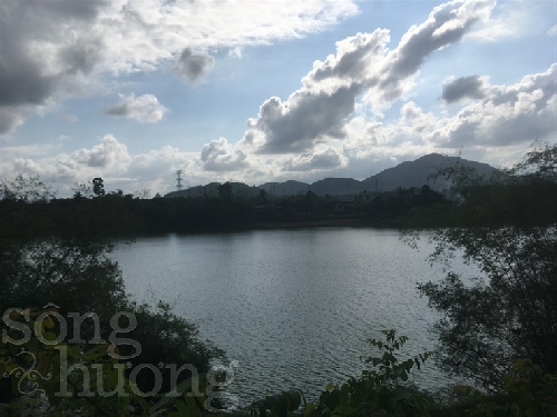 Thơ viết về sông Hương nửa đầu thế kỉ XX