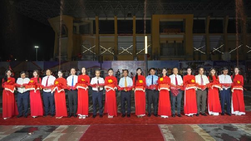  Khánh thành hạng mục Hạ tầng kỹ thuật Dự án Quảng trường Văn hóa Thể thao thành phố Huế