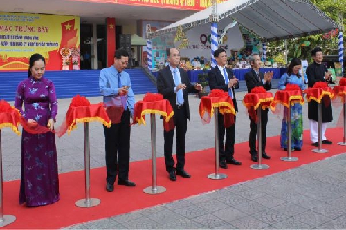 Khai mạc trưng bày chuyên đề “95 năm dưới cờ Đảng quang vinh” và “Dấu ấn 50 năm - Huế vươn mình vào kỷ nguyên phát triển mới”