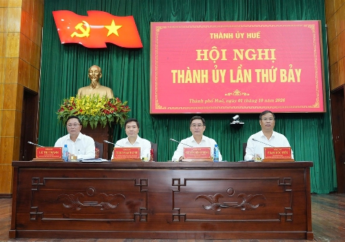 Khai mạc Hội nghị Thành ủy lần thứ bảy, khóa XVII (mở rộng)