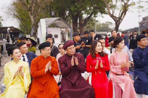 Mãn nhãn với chương trình “Hello Cosmo From Vietnam” mùa 2 tại Huế