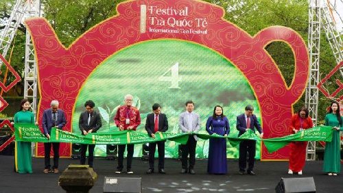 Khai mạc Liên hoan Trà Quốc tế Huế 2025