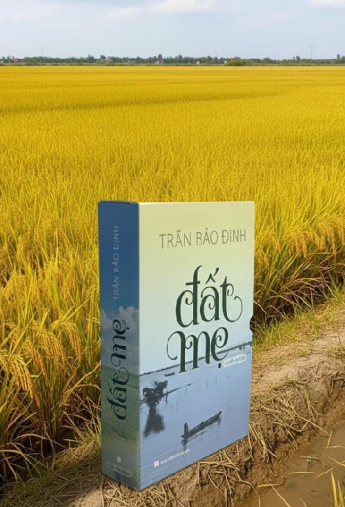‘Lời đầu sách’ tác phẩm ‘Đất mẹ’ của nhà văn Trần Bảo Định