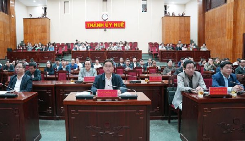 Thường trực Thành ủy dự Hội nghị thông báo nhanh kết quả Đại hội lần thứ XIV của Đảng