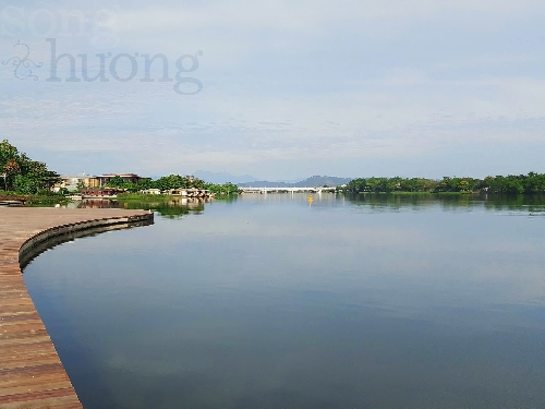 Huế - tang tình, tình tang