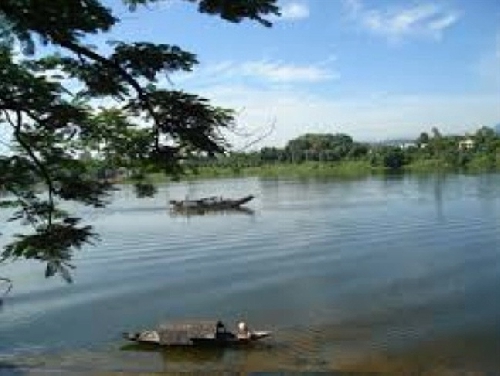 Tình yêu người lính và xứ Huế mộng mơ trong thơ Huy Tập