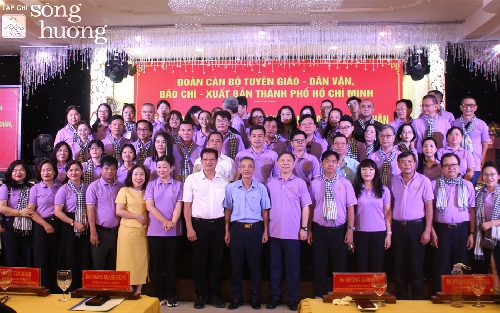 Ban Tuyên giáo và Dân vận, Báo chí - Xuất bản Thành phố Hồ Chí Minh thăm, làm việc tại thành phố Huế