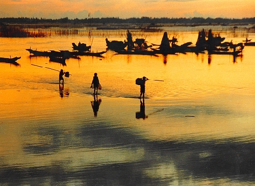 Thơ Sông Hương 09-1999