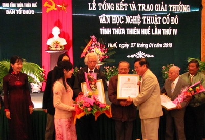 Trao giải thưởng Văn học nghệ thuật Cố đô lần thứ IV