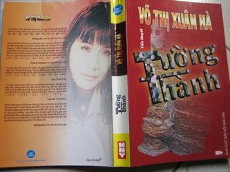 Về ‘Tường Thành’ của Võ Thị Xuân Hà