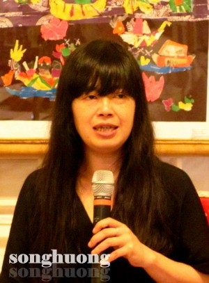 Những kẻ xa lạ kỳ lạ